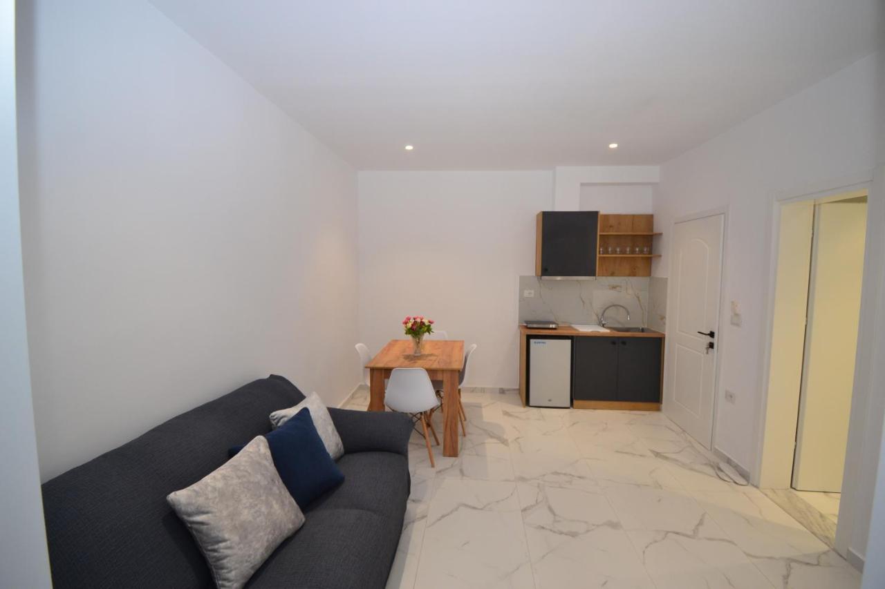 E&L Luxury Apartments Saranda Dış mekan fotoğraf