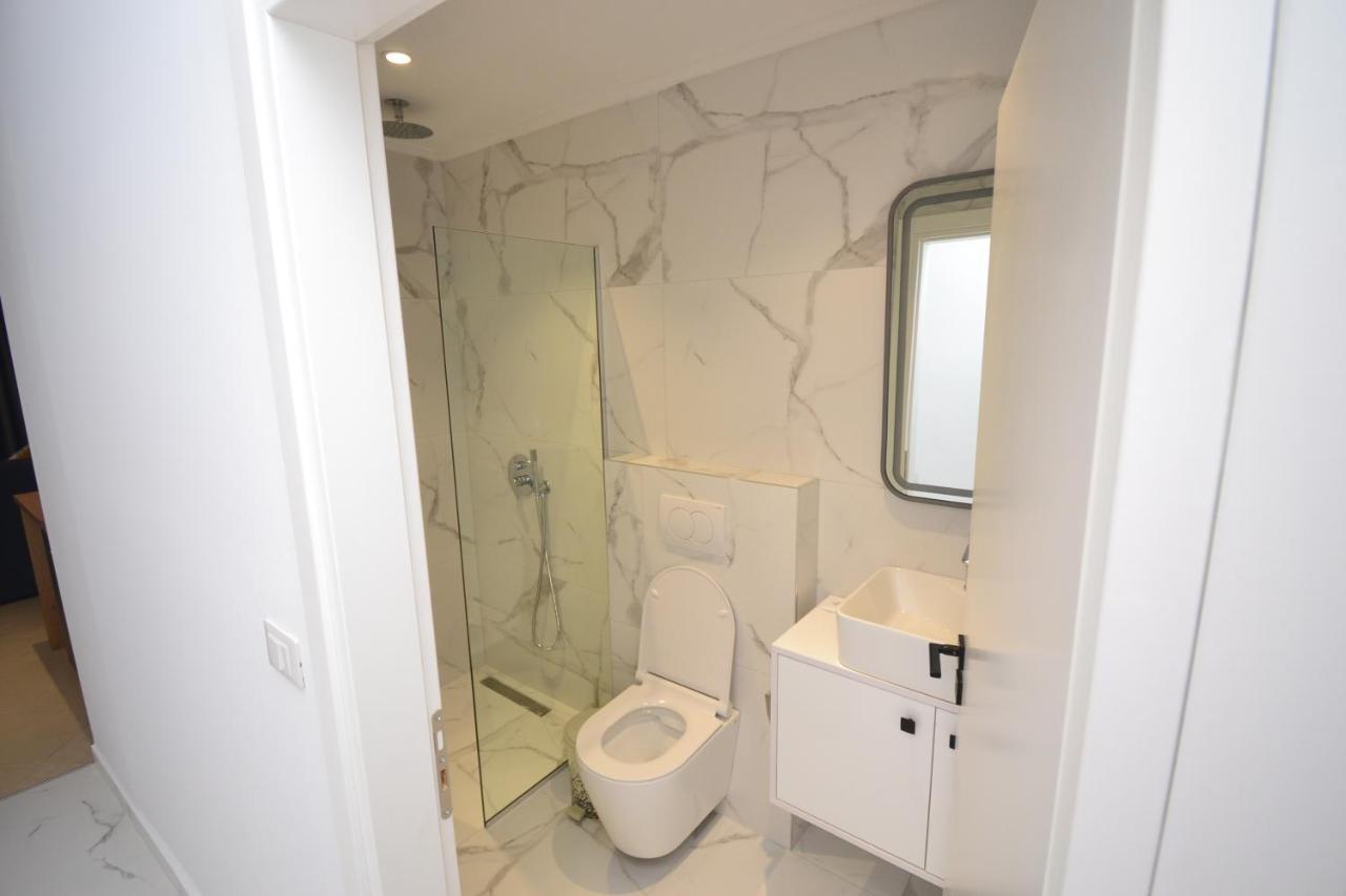 E&L Luxury Apartments Saranda Dış mekan fotoğraf